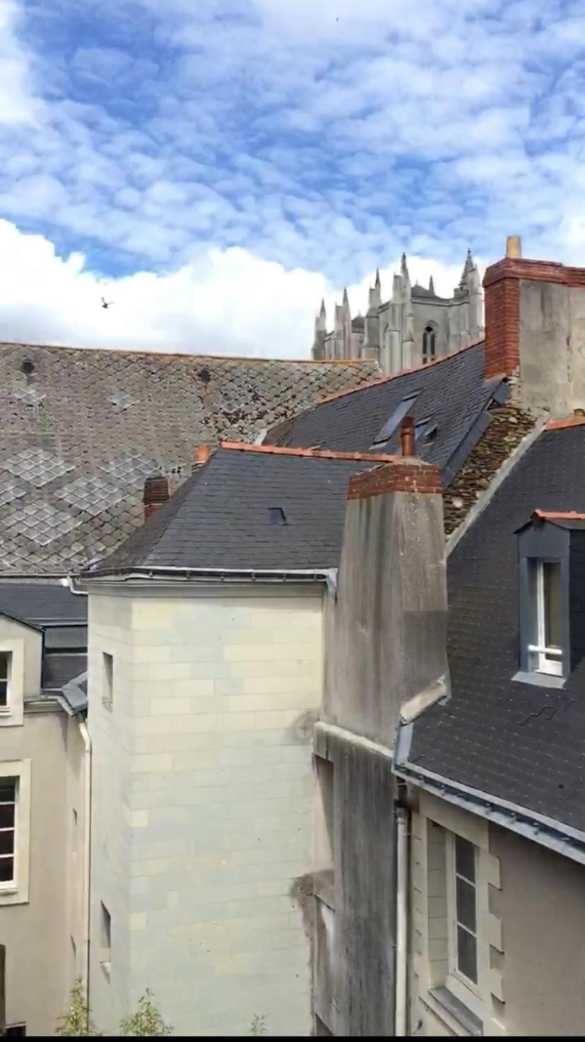 Superbe Studio Avec Terrasse - Cathedrale น็องต์ ภายนอก รูปภาพ